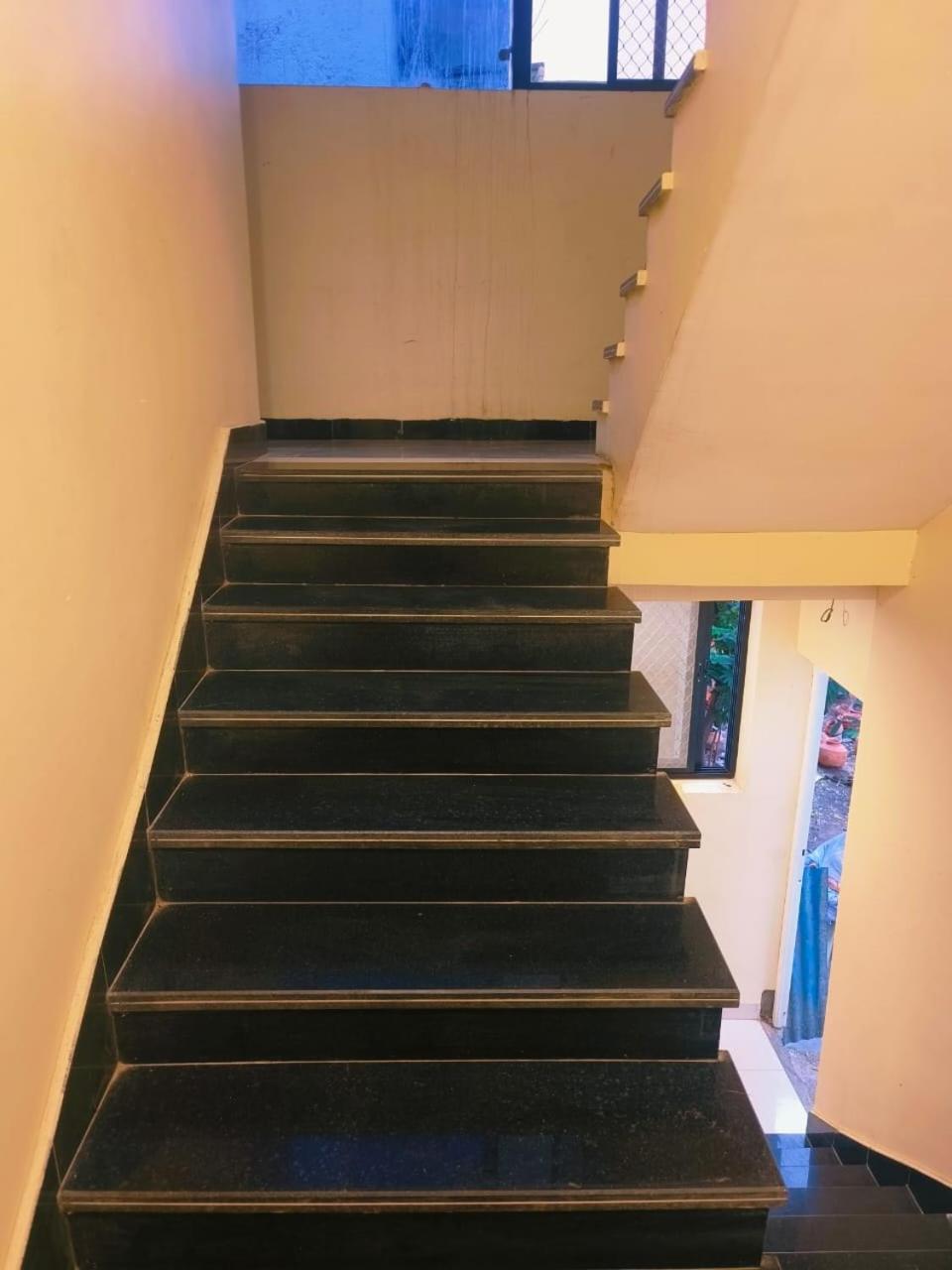 Hotel Dev Kripa Ujjain Dış mekan fotoğraf